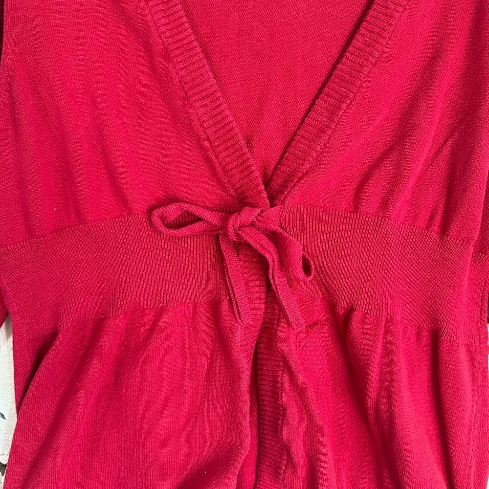 Vintage red tie front preppy cardigan with quarter length sleeves coquette - Picture 3 of 6
